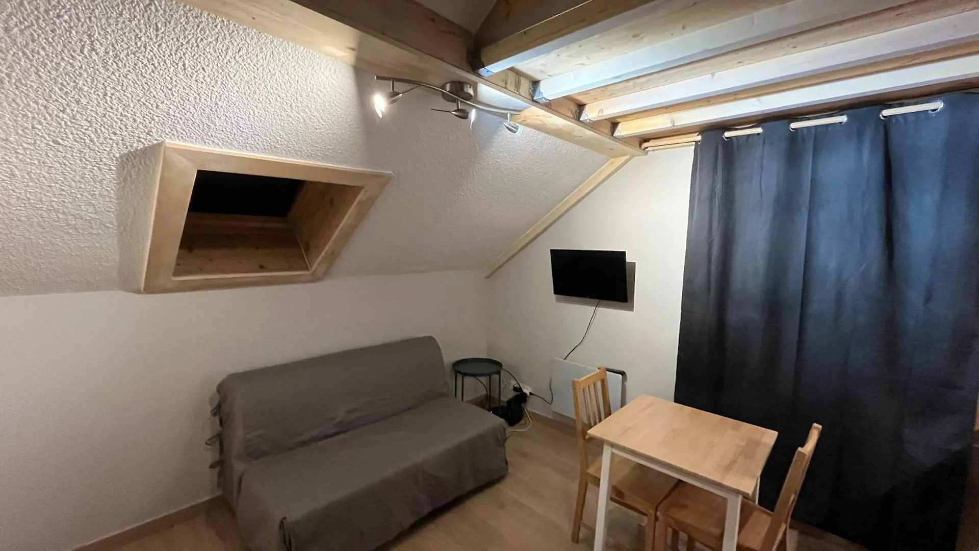 Studio La Muzelle Bourg d'Oisans 0*, Le Bourg-dʼOisans Francia
